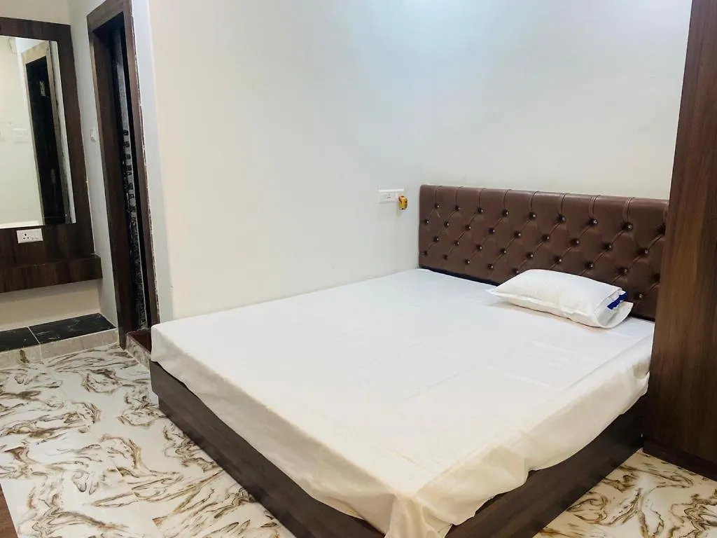 Mahaveer Homestay Varanasi