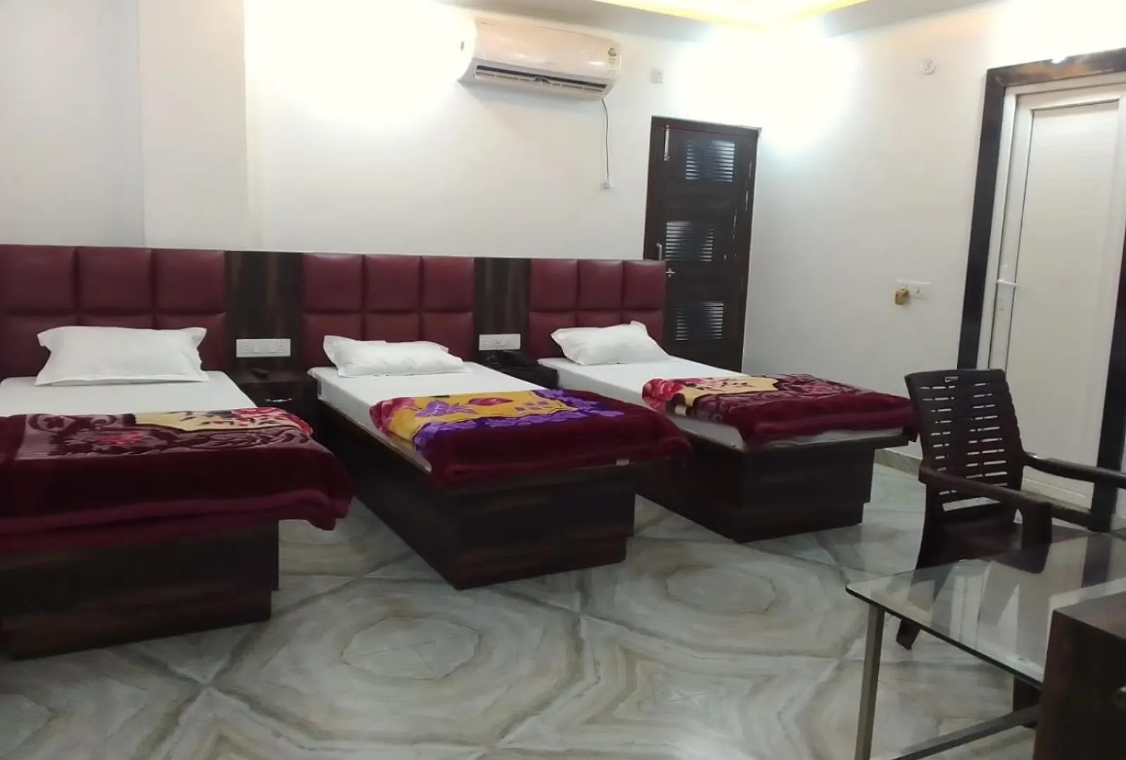 Mahaveer Homestay Varanasi 0*,  India